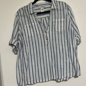 V-Neck shirt
